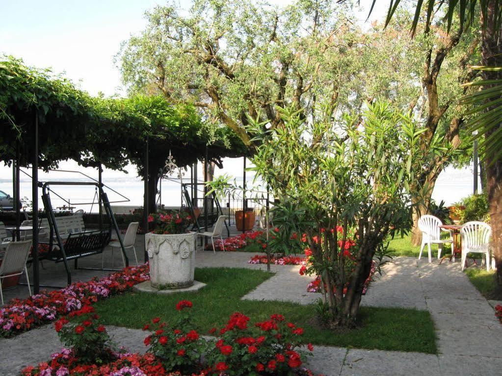 Hotel Giardino Sirmione Exterior photo